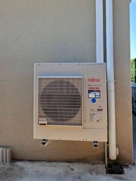 Technologie écologique convertissant l'air en chauffage pour eau